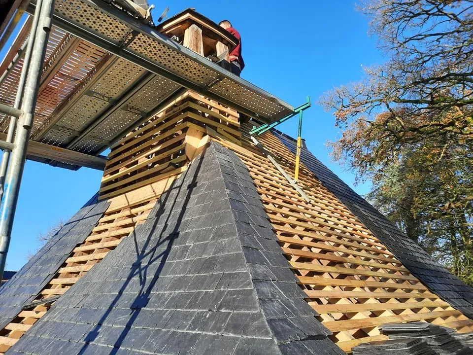réparation de toit à Forcé